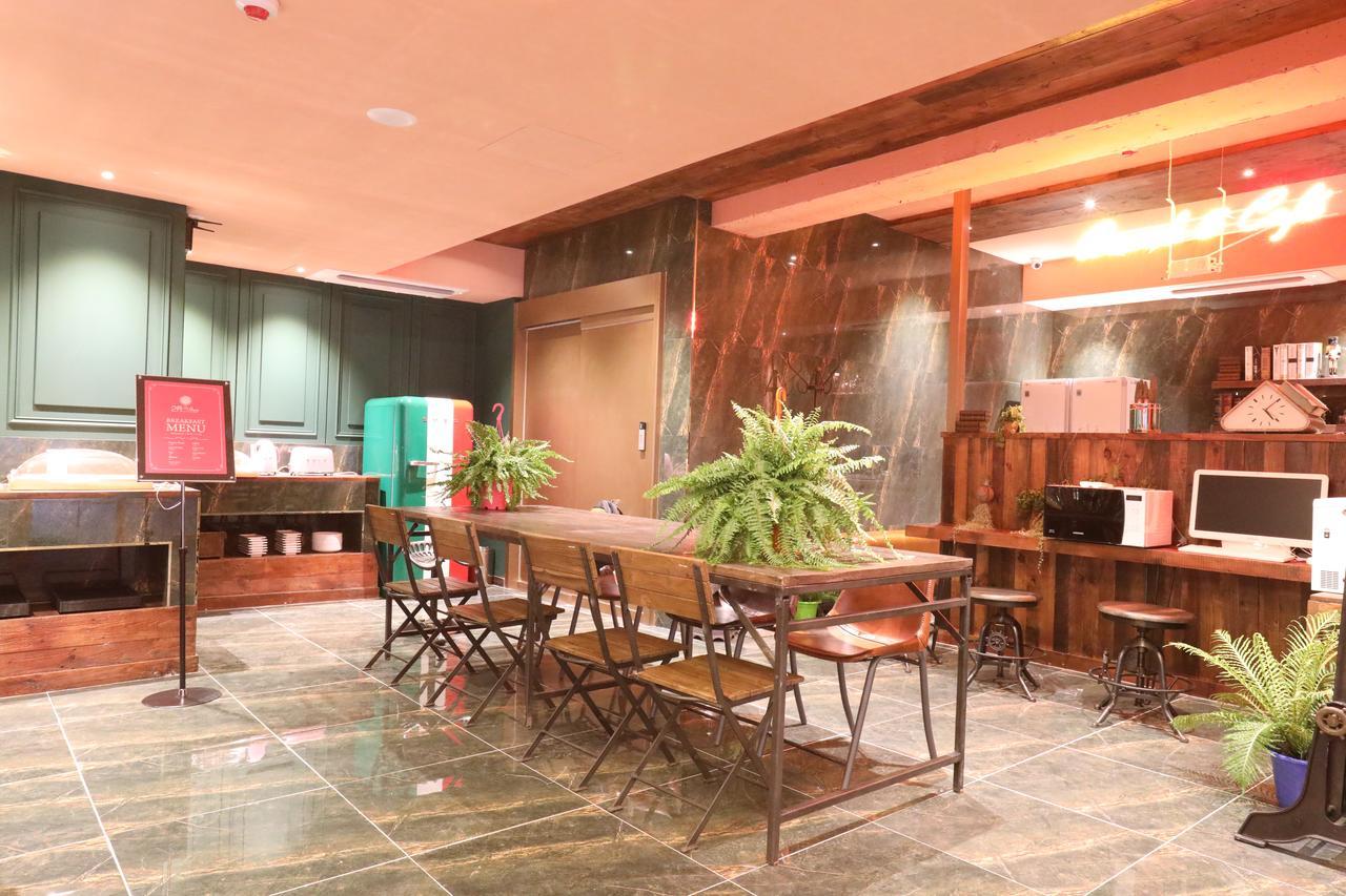 February Stay Gangseo Busan Exteriör bild