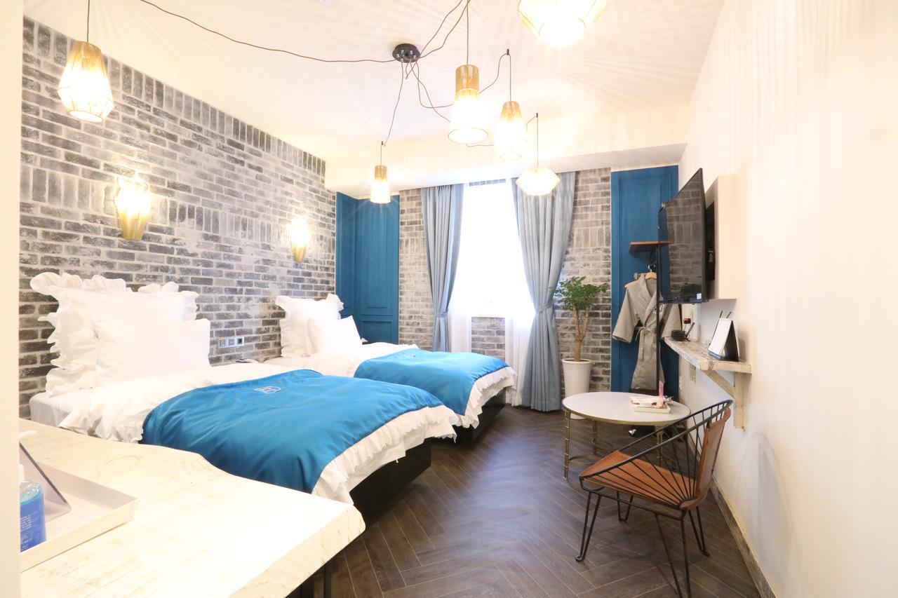 February Stay Gangseo Busan Exteriör bild